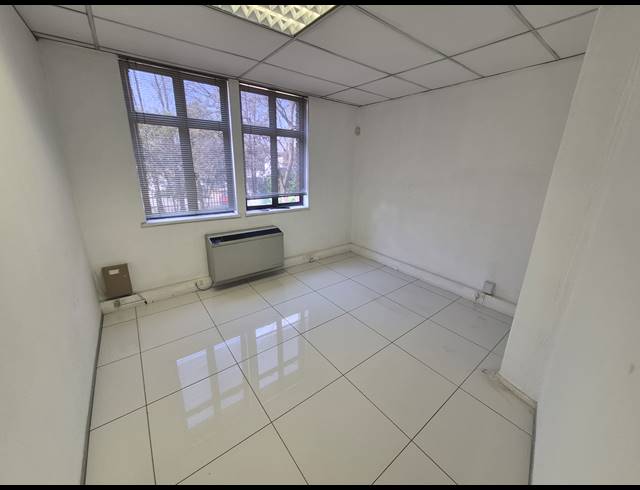 722M² OFFICE TO LET IN RIVONIA